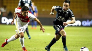 Όρθια η Λυών