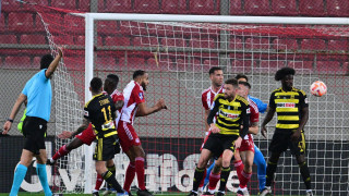 Απίστευτη απόφαση του Μάρτινς: Σφύριξε ανύπαρκτη παράβαση πριν σκοράρει ο Άρης