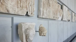 Independent: «Ναυάγησε» η συμφωνία για τα Γλυπτά του Παρθενώνα