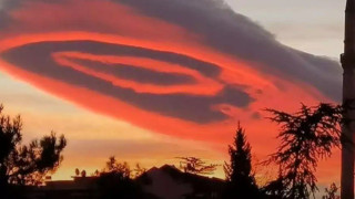 Σύννεφο στην Προύσα έμοιαζε με... ιπτάμενο δίσκο