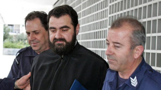 Ιάκωβος Γιοσάκης: Σε ναό της Βαρυμπόμπης λειτουργεί ο καταδικασμένος αρχιμανδρίτης
