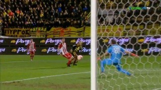 Μεγάλη χαμένη ευκαιρία για τον Αρη, έσωσε τον Ολυμπιακό ο Τζολάκης