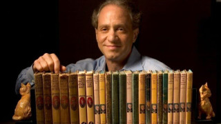 Αυτός ο άνθρωπος προβλέπει το μέλλον με ακρίβεια 86%: Τι λέει ο Νοστράδαμος της ψηφιακής εποχής