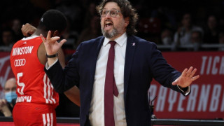 Tρινκιέρι: Κατάφερε να γίνει viral ξανά -  «Η άμυνα μας ήταν για… πορνογραφία»