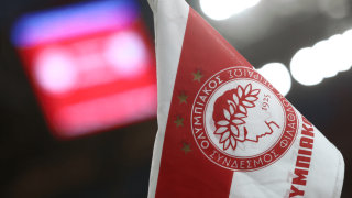 Ολυμπιακός: «Να παραιτηθεί ο Μπένετ, ούτε καν έκανε προσπάθεια για elite διαιτητές»