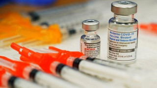 Φαρμακευτικές: Έβγαλαν 100 δισ. δολάρια από τον κορωνοϊό