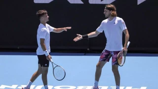 Τένις: Αποκλεισμός για τα αδέλφια Τσιτσιπά στο Ρότερνταμ