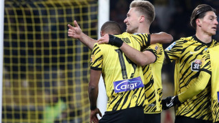 Τριάρα για την ΑΕΚ και στο -1 από την κορυφή