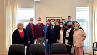 Ο Διαμαντής Γκολιδάκης επισκέφθηκε το Γ.Ν.Θ. «Παπανικολάου»: Στο πλευρό των εργαζόμενων