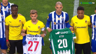 Πόρτο - Ρίο Άβε: Η συγκλονιστική στιγμή που οι παίκτες απονέμουν φόρο τιμής στον Ατσού