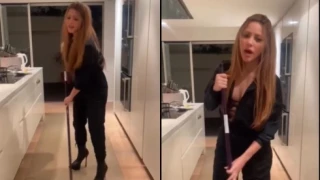 Shakira: Σφουγγαρίζει και τραγουδά, «Μπορεί να σκοτώσω τον πρώην μου» (vid)