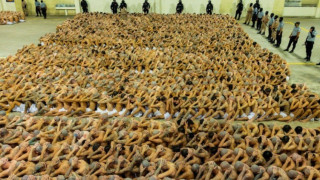 «Καθαρίζουν» τις συμμορίες στο Ελ Σαλβαδόρ - 2.000 κρατούμενοι σε νέα φυλακή