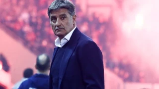 Μίτσελ: Αιχμές κατά της διαιτησίας -  «Το μεγάλο πρόβλημα δεν είναι το VAR...»