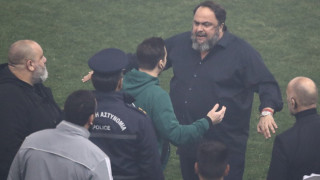 Προκλήσεις Μαρινάκη, Καραπαπά με επιδεικτική... μπούκα μετά την ακύρωση του γκολ