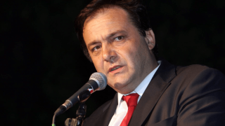 Τραγωδία Τεμπών - Αποστολίδης: «Δεν θα τους πάρουμε μόνο τα σώβρακα, γυμνούς θα τους αφήσουμε»