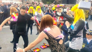 Κοζάνη-Καρναβάλι: Γέλιο και σάτιρα με το δρώμενο… Μπισμπίκης-Βανδή!