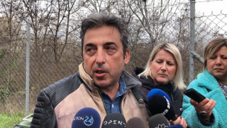 Τραγωδία Τεμπών: «Αγνοείται ο γιος μου - Μας ζητούν αναγνώριση από ρούχα, τατουάζ»