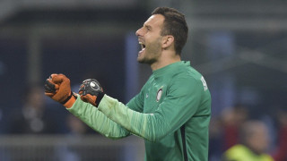 Κατέβασε τα ρολά ο Χαντάνοβιτς (video)