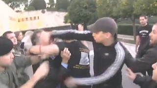 Αυτός έριξε γροθιά στον Κουμουτσκάκο (pics)