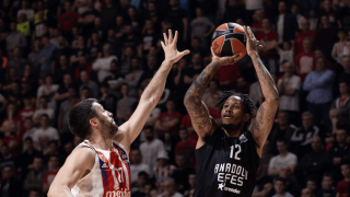 Η «σπυριάρα»: Τώρα μιλούν οι έδρες