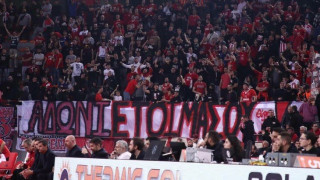 Ολυμπιακός: Πανό εναντίον του Άδωνι Γεωργιάδη στο ΣΕΦ
