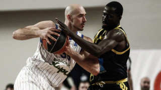 «Λύγισε» στο φινάλε ο Άρης, ήττα από την Καρδίτσα