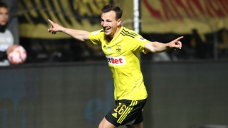 Ο τρίτος κρίκος στον «άξονα»