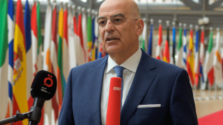 Δένδιας–Τσαβούσογλου: Απρόσμενη υποστήριξη της Τουρκίας στην Ελλάδα