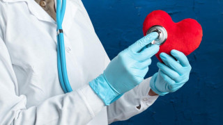 Καρδιολόγος αποκαλύπτει τις 7 τροφές που δεν θα έτρωγε ποτέ και εξηγεί γιατί