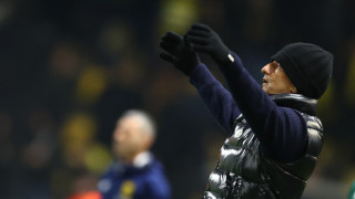 Λουτσέσκου: «Η ΑΕΚ έβαλε γκολ από νωρίς και ήταν κανονικό, υπάρχει καθαρό φάουλ πάνω στον Αουγκούστο»