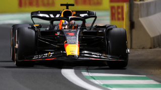 Formula 1: Η στιγμή της έκρηξης στα φρένα του Φερστάπεν (vid)