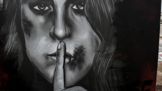 Αποτροπιασμός: Καταγγελίες γυναικών για ψεύτικες γυμνές φωτογραφίες τους στο Telegram - Ομάδα διακινεί και υλικό ανηλίκων