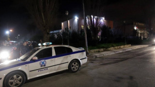 Θεσσαλονίκη: Ένοπλος εισέβαλε σε βενζινάδικο και άρπαξε τις εισπράξεις (vid)