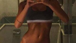 Selfie χωρίς εσώρουχο η Samantha Hoopes! (pics)