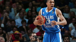 Αντετοκούνμπο στο TOP 10 με τις ασίστ! (video)