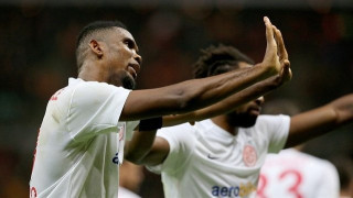 Τρομερή ασίστ από τον Ετό!!! (video)