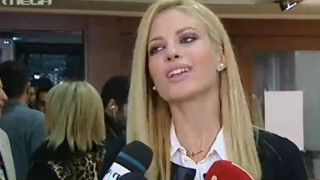 Για τον θάνατο του πατέρα της μίλησε η Ευαγγελία Αραβανή (ΒΙΝΤΕΟ)