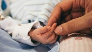 Τραγωδία στην Κέρκυρα: Νεκρό βρέφος, δεν έβρισκαν εναέριο μέσο για αεροδιακομιδή