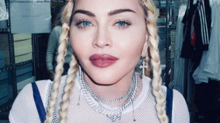 Συγκινεί η Μαντόνα για τη μητέρα της: «Δεν είχε χρήματα για πανωφόρι»