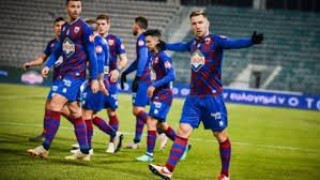 Μειώνει σε 3-2 ο Βόλος