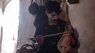 «17 Κλωστές»: Η νέα σειρά του Τσαφούλια που πρωταγωνιστεί ο Πάνος Βλάχος - Βασισμένη σε αληθινά γεγονότα