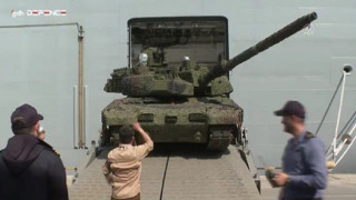 ΑΠΙΣΤΕΥΤΗ ΓΚΑΦΑ: Πήγαν να διαλύσουν το αεροπλανοφόρο τους οι Τούρκοι