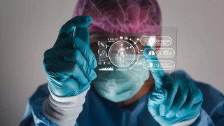 Με ΑΙ και ψηφιακό βοηθό οι νεκροτομές: Ποιες είναι όλες οι αλλαγές