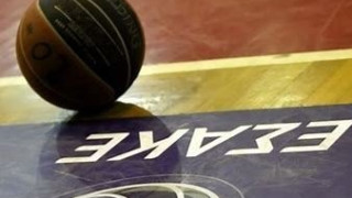 Ολυμπιακός και ΠΑΟΚ ανοίγουν την αυλαία των ημιτελικών της Basket League, σε ποιο κανάλι θα δείτε τον αγώνα