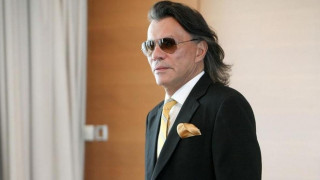 Ηλίας Ψινάκης για Super Κική: «Τα σκουπίδια προσβάλουν όλους εμάς»