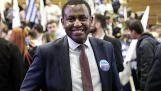 Ποιος είναι ο Σπύρος Χαγκαμπιμάνα που φιλοδοξεί να γίνει ο πρώτος μαύρος βουλευτής στην Ελλάδα!