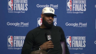 Άφησε ανοιχτό το ενδεχόμενο να αποσυρθεί ο Λεμπρόν: «Έχω πολλά να σκεφτώ για το πώς θα συνεχίσω»