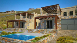 Εξοχικά: Πιο φθηνά και από τα σχέδια αγοράζουν τώρα οι ξένοι στην Ελλάδα