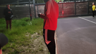 Η Αζάξιο έφυγε από το γήπεδο, ξεχνώντας πίσω... ποδοσφαιριστή της