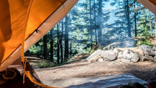 Κατασκηνώσεις: Παράταση αιτήσεων για το πρόγραμμα της ΔΥΠΑ